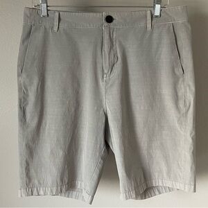 True Craft Athleisure Shorts - Lightweight - Size 34